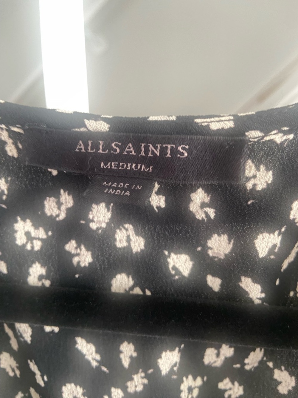 ALLSAINTS Kota Scatter Print Mini Dress Medium Black Cream Viscose Summer EUC - Picture 4 of 7